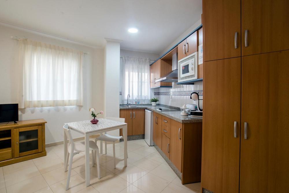 Apartamentos Amat - Only Adult - Playa El Bajondillo Torremolinos Exteriér fotografie